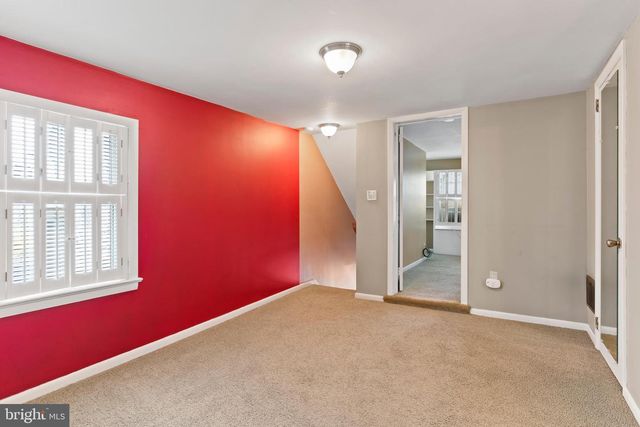 229 W SIMPSON ST, Mechanicsburg, PA 17055