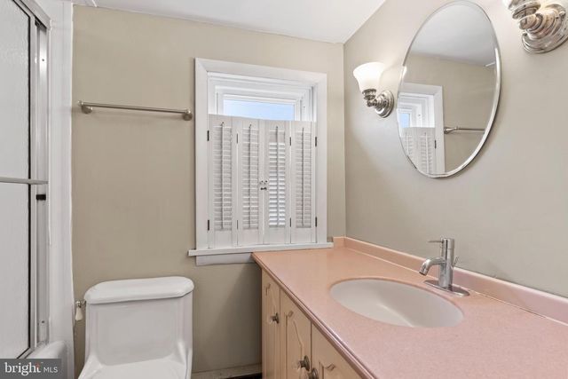 229 W SIMPSON ST, Mechanicsburg, PA 17055