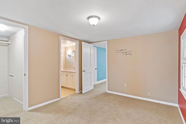 229 W SIMPSON ST, Mechanicsburg, PA 17055