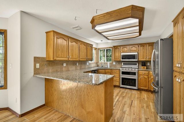 6626 S 12th W, Idaho Falls, ID 83402