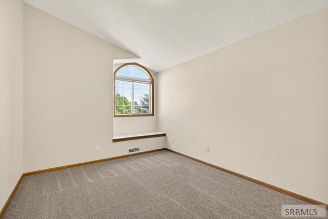 6626 S 12th W, Idaho Falls, ID 83402
