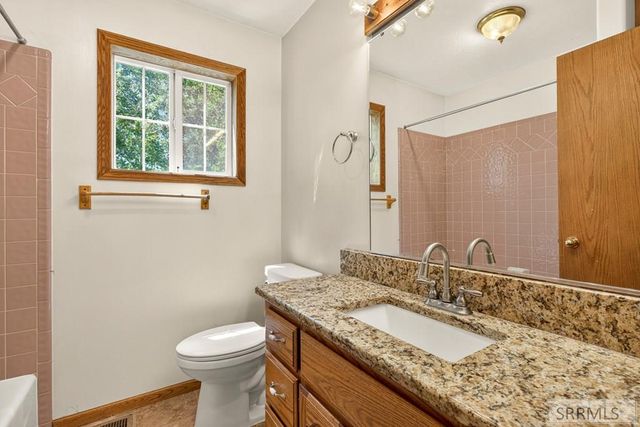 6626 S 12th W, Idaho Falls, ID 83402