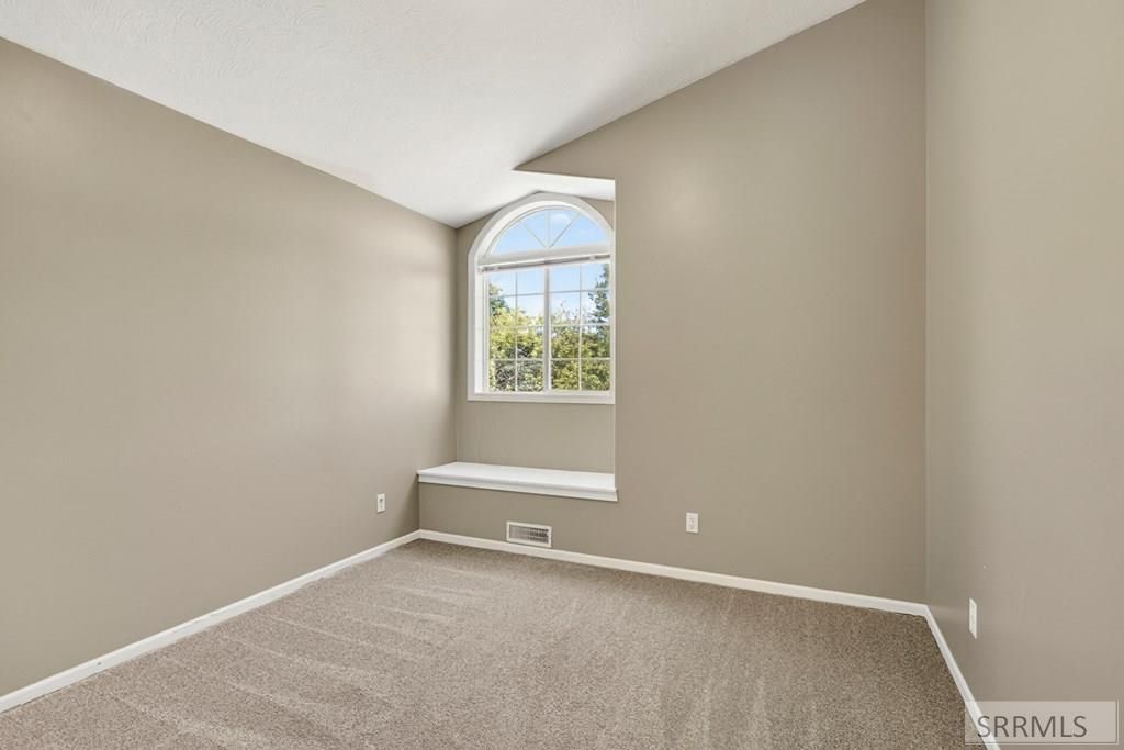 Image 32 of property listing at 6626 S 12th W, Idaho Falls, ID 83402