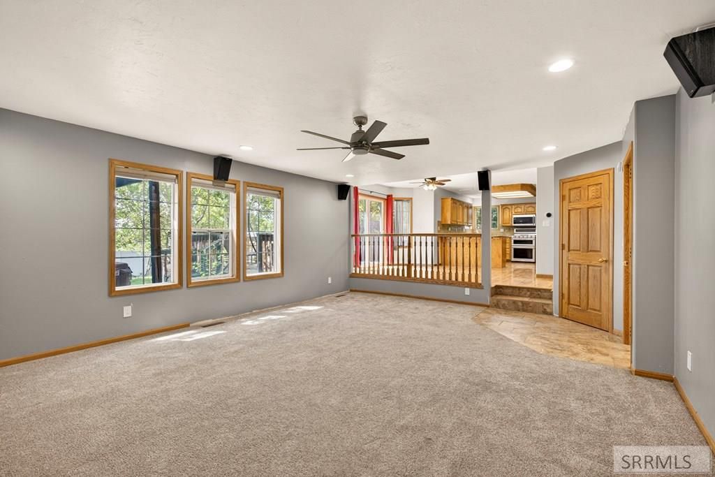 Image 8 of property listing at 6626 S 12th W, Idaho Falls, ID 83402