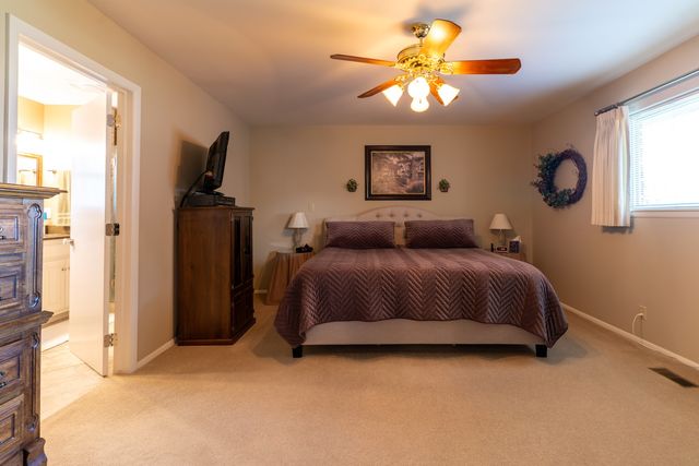 4925 S Maplewood Avenue, Tulsa, OK 74135