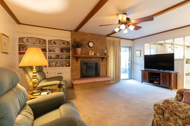 4925 S Maplewood Avenue, Tulsa, OK 74135