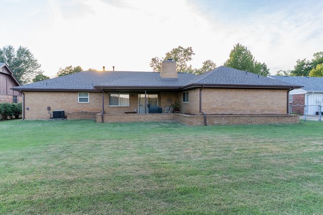 4925 S Maplewood Avenue, Tulsa, OK 74135