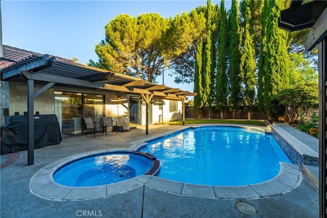 44001 Ruthron Avenue, Lancaster, CA 93536