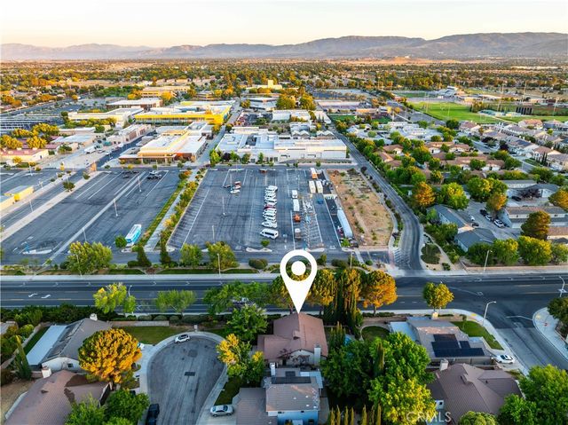 44001 Ruthron Avenue, Lancaster, CA 93536