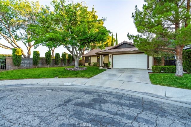 44001 Ruthron Avenue, Lancaster, CA 93536
