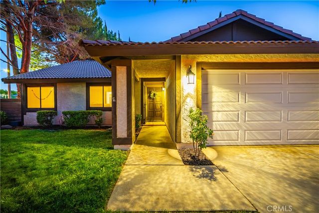 44001 Ruthron Avenue, Lancaster, CA 93536