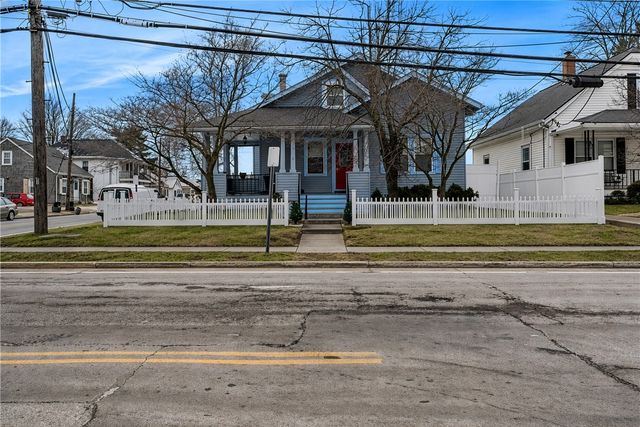 489 Benefit Street, Pawtucket, RI 02861