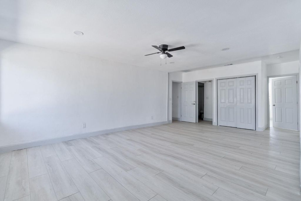 Image 62 of property listing at 815 E 5th Street, Hanford, CA 93230