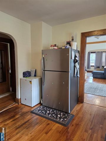 15-28 Parmelee Avenue 2, Fair Lawn, NJ 07410