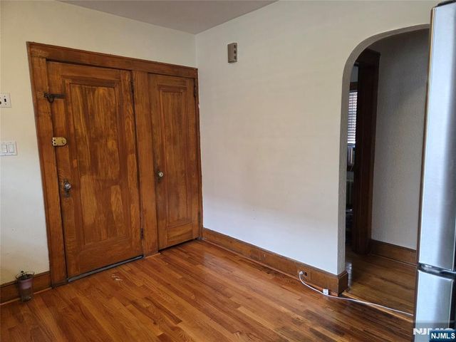 15-28 Parmelee Avenue 2, Fair Lawn, NJ 07410