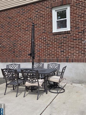 15-28 Parmelee Avenue 2, Fair Lawn, NJ 07410