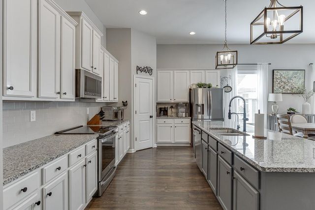 70 Frost Cove, Hoschton, GA 30548