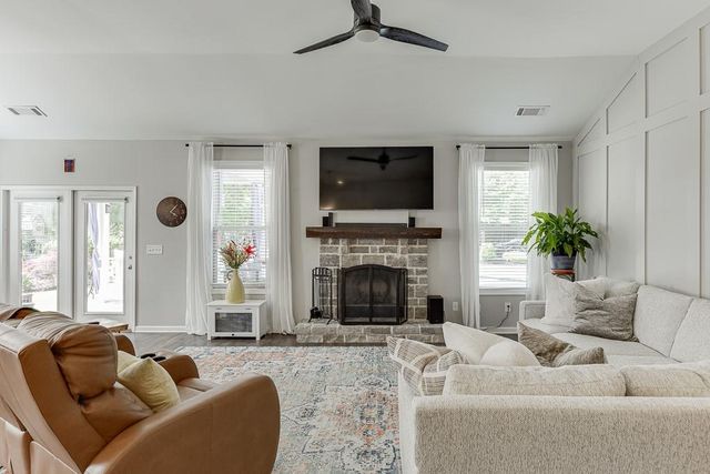 70 Frost Cove, Hoschton, GA 30548