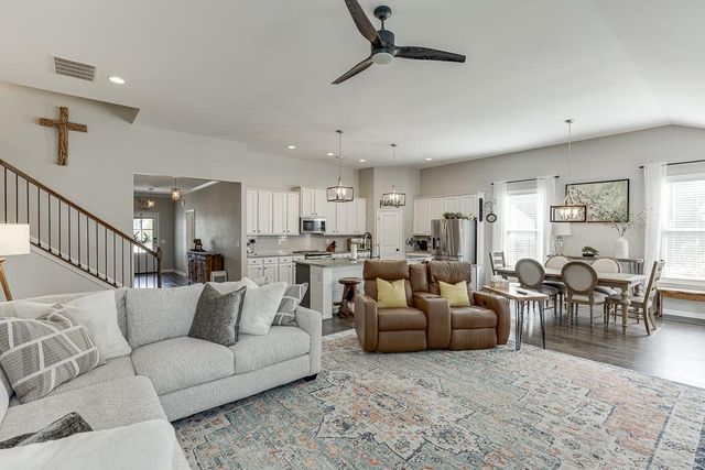 70 Frost Cove, Hoschton, GA 30548