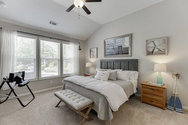 70 Frost Cove, Hoschton, GA 30548