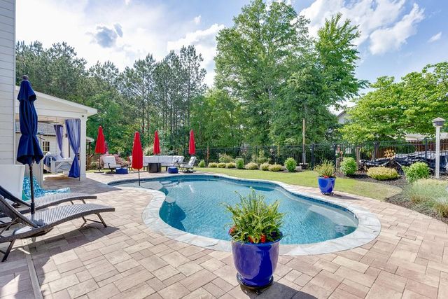 70 Frost Cove, Hoschton, GA 30548