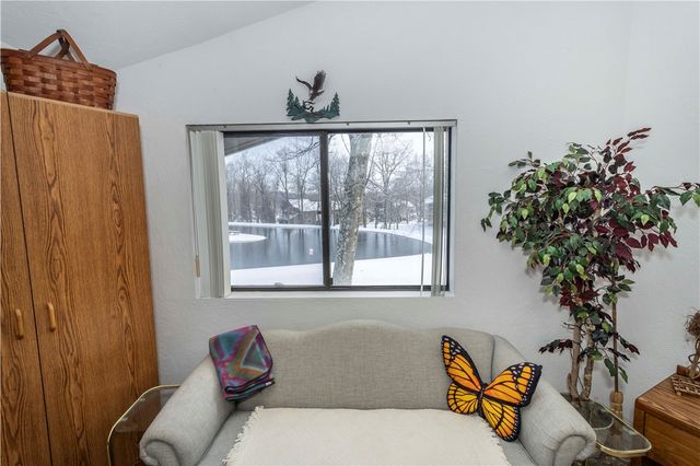 1215 Veech Lane, Hidden Valley, PA 15502