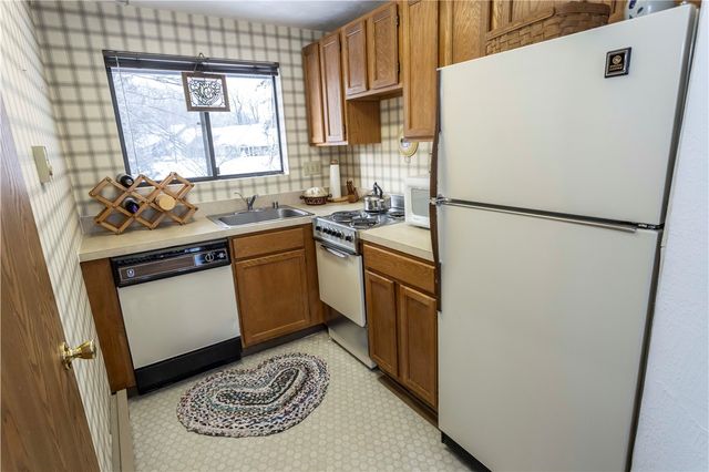 1215 Veech Lane, Hidden Valley, PA 15502