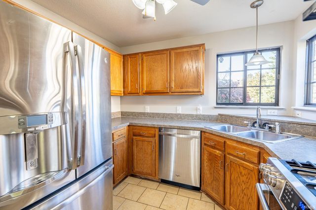 5734 Senna Court, Fort Wayne, IN 46804