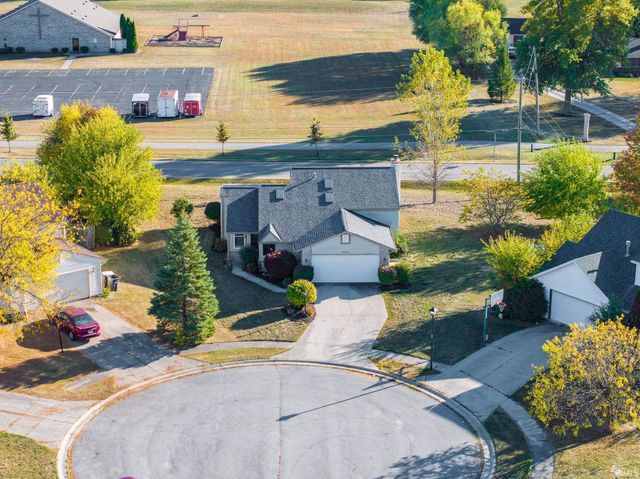 5734 Senna Court, Fort Wayne, IN 46804
