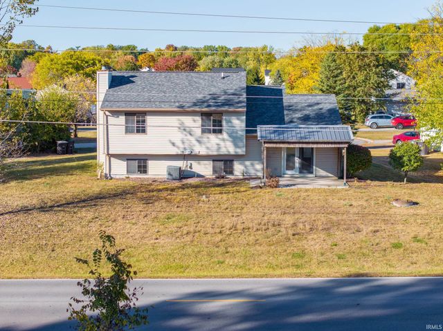 5734 Senna Court, Fort Wayne, IN 46804