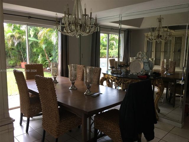 15448 SW 92nd St, Miami, FL 33196