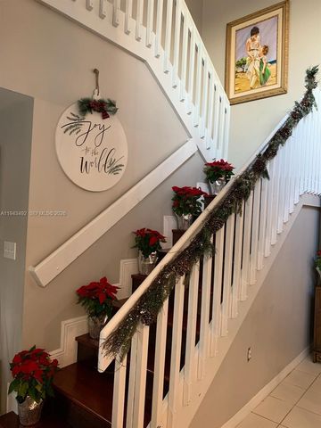 15448 SW 92nd St, Miami, FL 33196