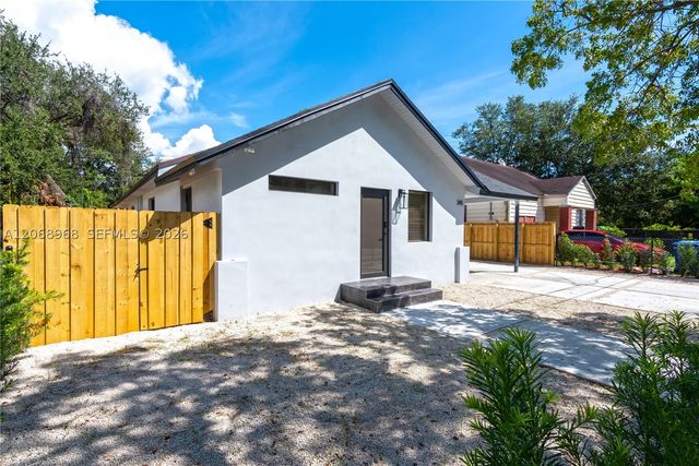 345 NW 53rd St A, Miami, FL 33127