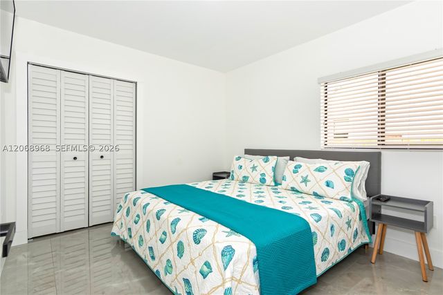 345 NW 53rd St A, Miami, FL 33127