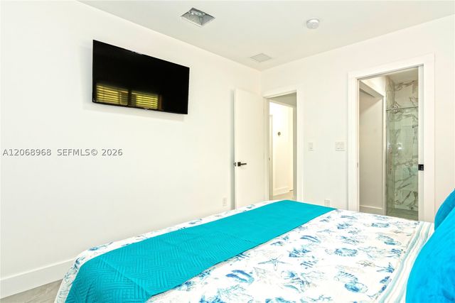 345 NW 53rd St A, Miami, FL 33127