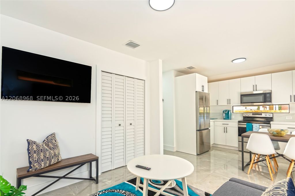 345 NW 53rd St A, Miami, FL 33127