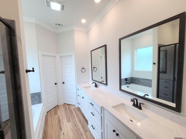 41112 Garden Ct, Gonzales, LA 70737
