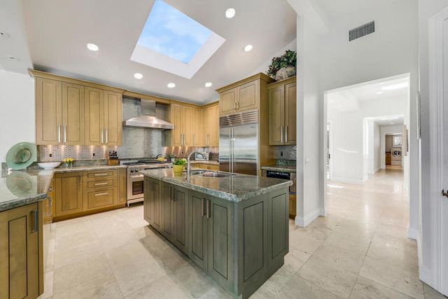 54310 Riviera, La Quinta, CA 92253