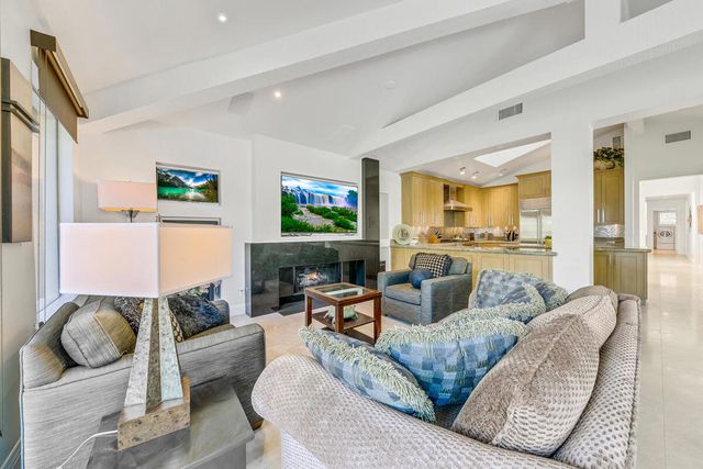 54310 Riviera, La Quinta, CA 92253