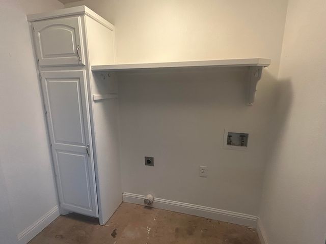 111 Bobby Street, Levelland, TX 79336