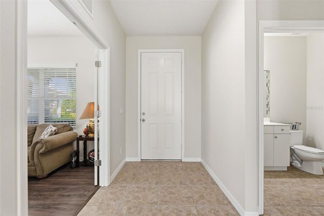 11904 FOREST PARK CIRCLE, Bradenton, FL 34211