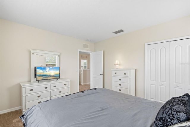 11904 FOREST PARK CIRCLE, Bradenton, FL 34211