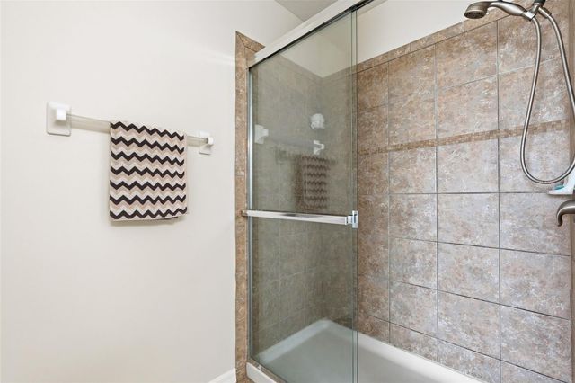 11904 FOREST PARK CIRCLE, Bradenton, FL 34211