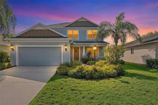 11904 FOREST PARK CIRCLE, Bradenton, FL 34211