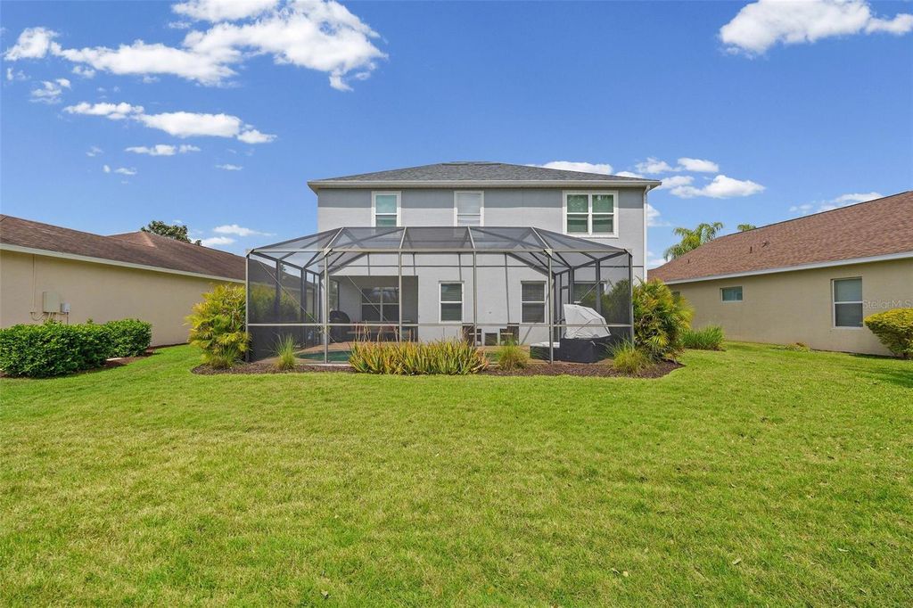 Image 51 of property listing at 11904 FOREST PARK CIRCLE, Bradenton, FL 34211