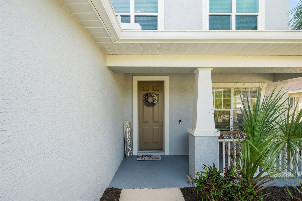 Image 8 of property listing at 11904 FOREST PARK CIRCLE, Bradenton, FL 34211