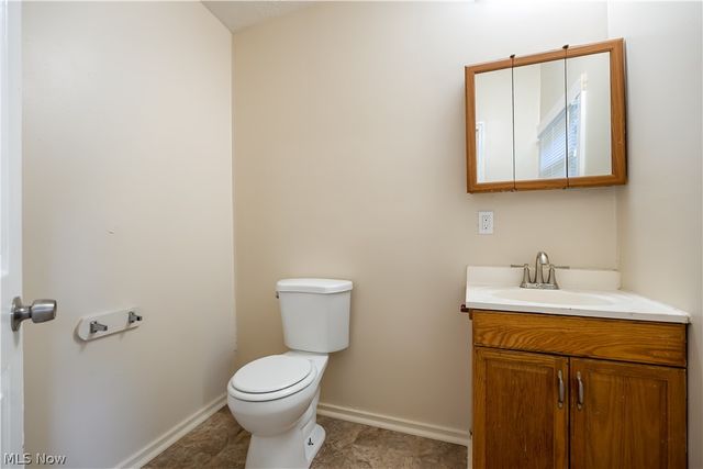 1152 Manning Avenue, Akron, OH 44307
