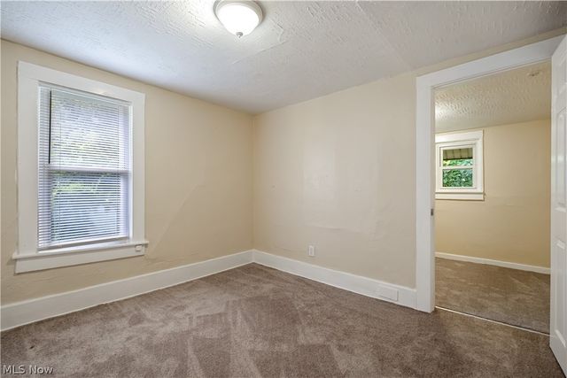 1152 Manning Avenue, Akron, OH 44307