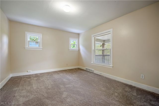 1152 Manning Avenue, Akron, OH 44307