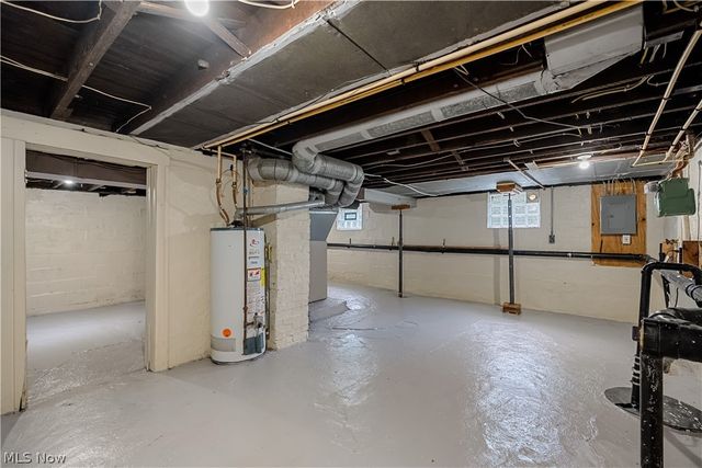 1152 Manning Avenue, Akron, OH 44307